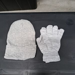 Gray Hat & Gloves Set NEW
